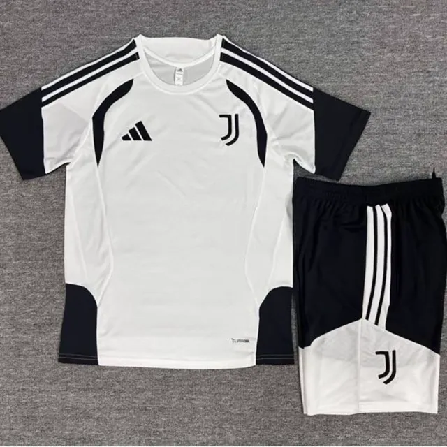 Tifoso Store Completi Juventus Allenamento 2026/27 set bianco maglia+pantaloncini