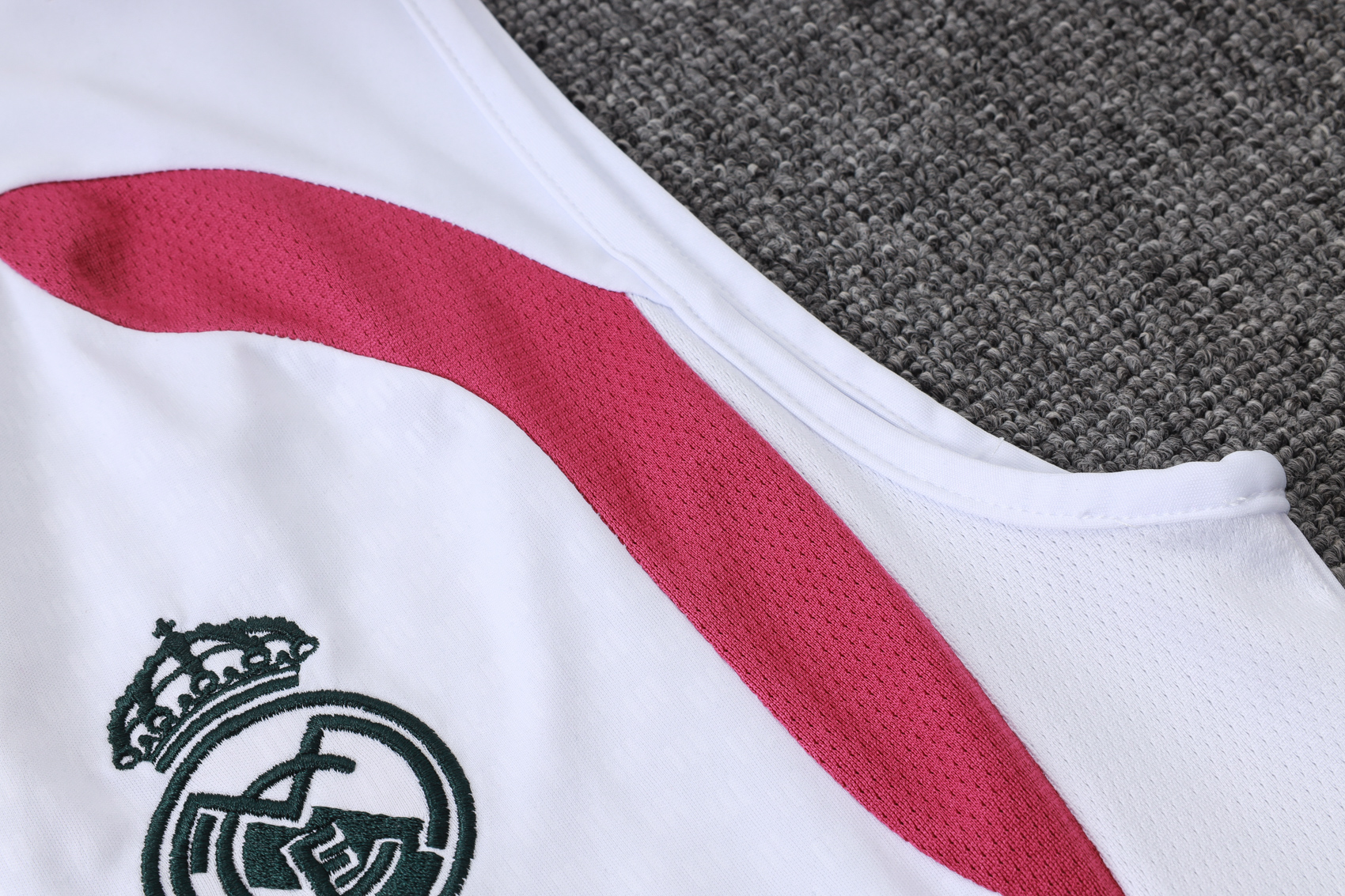 Tifoso Store Real Madrid set canotta bianca 2026/27 S-XXL