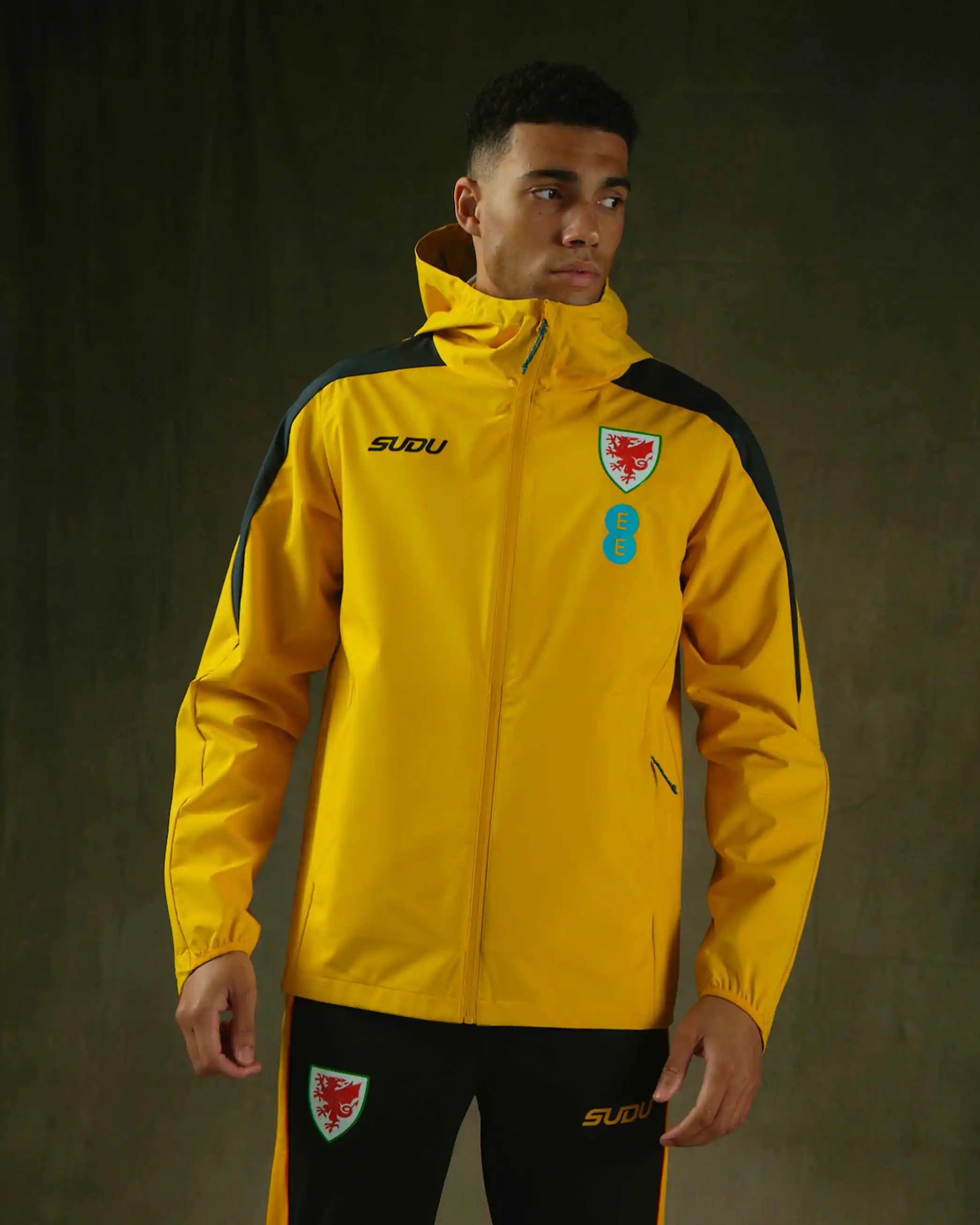 Wales Training SUDU giacca leggera gialla traspirante