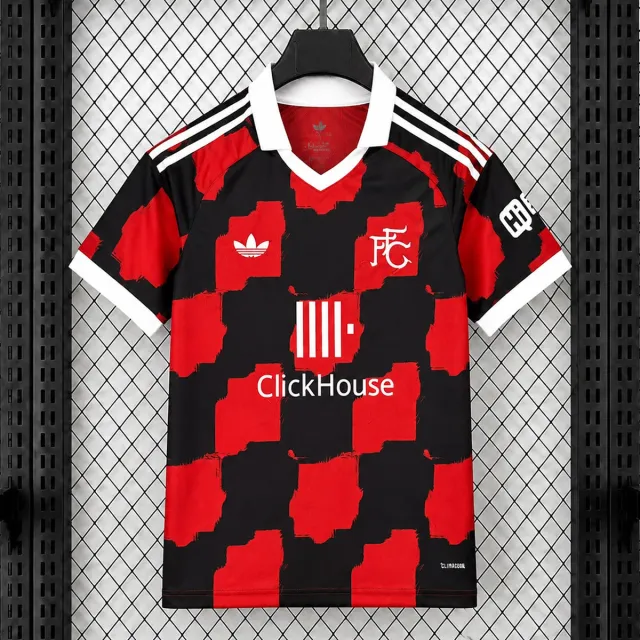 Tifoso Store Fulham Seconda Maglia 2026/27 maglia scacchi rossi