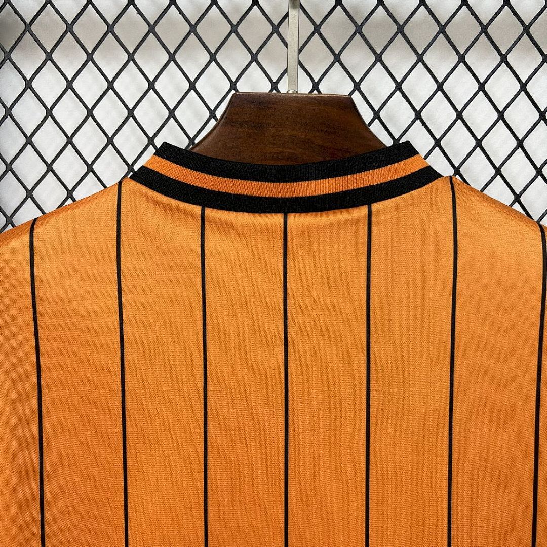 Tifoso Store Maglie da Calcio Wolves Retro 1985/86 maglia arancione