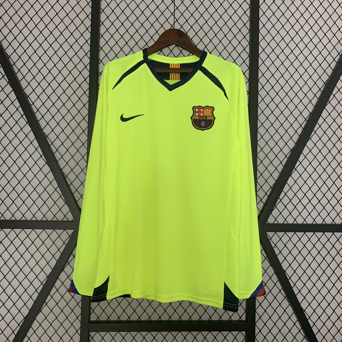 Tifoso Store Barcellona 2005/06 maglia retro manica lunga fluo