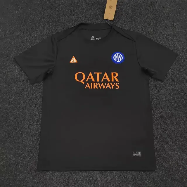 Tifoso Store Maglie da Calcio Inter 2026/27 T-shirt Nera Biscione