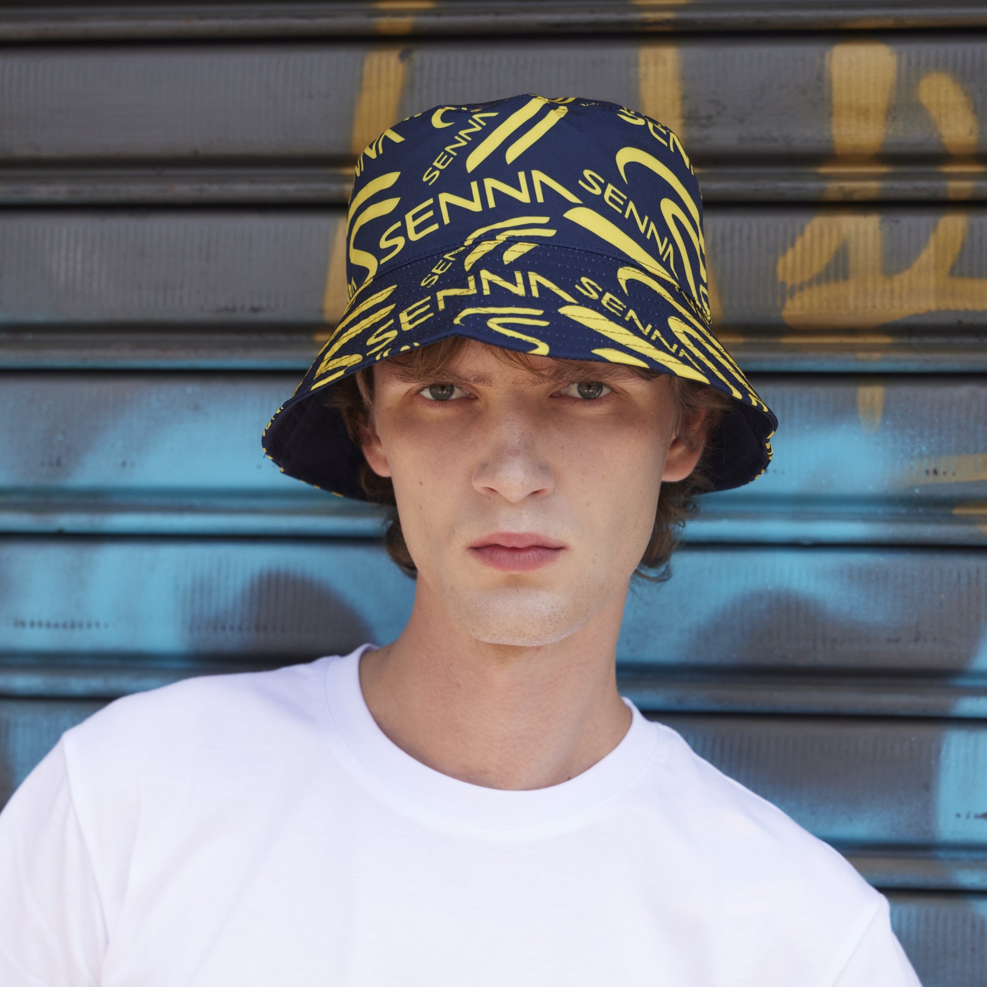 Senna Legacy Reversible Bucket Cap cappello blu reversibile