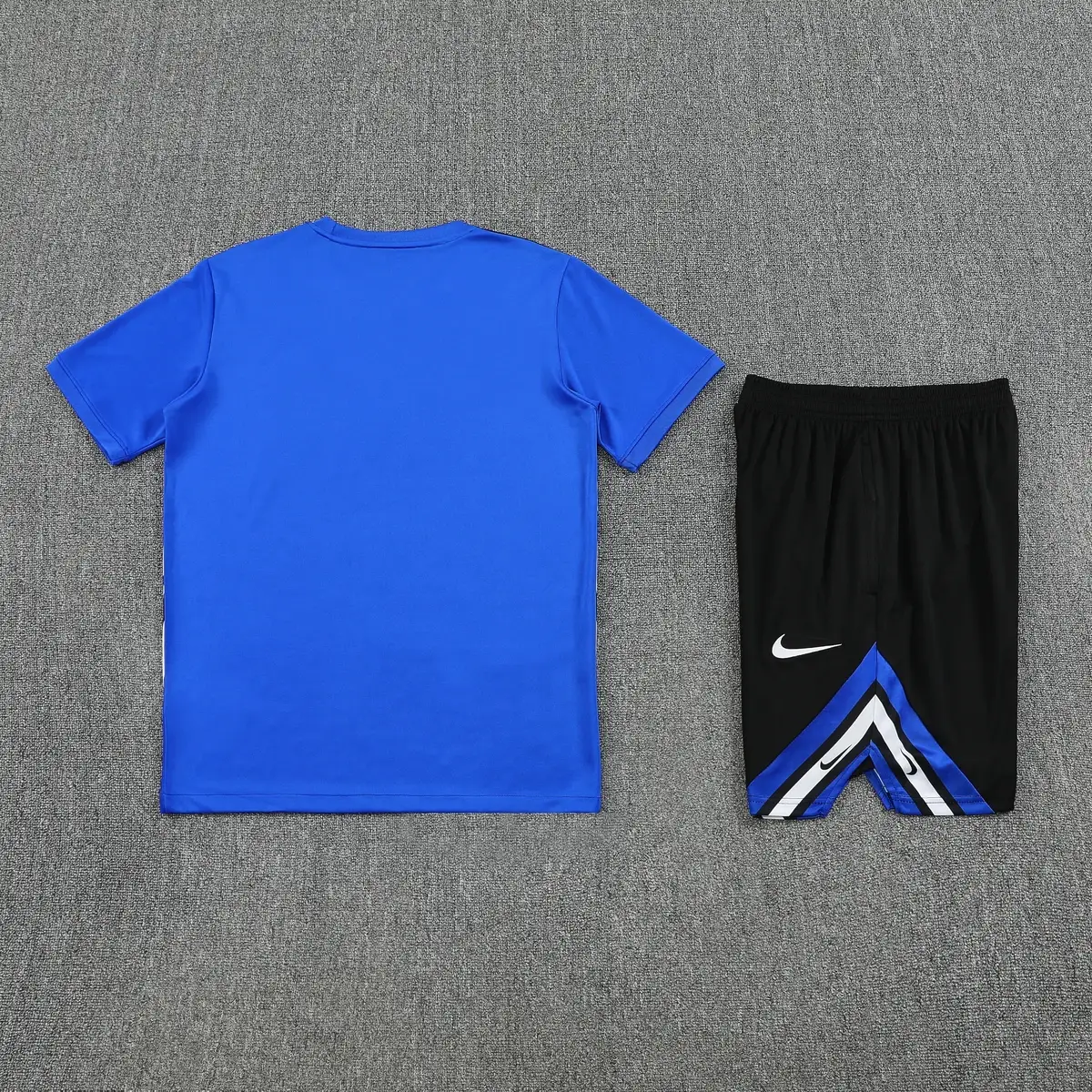 Inter Set Allenamento 2026/27 completo calcio azzurro fan