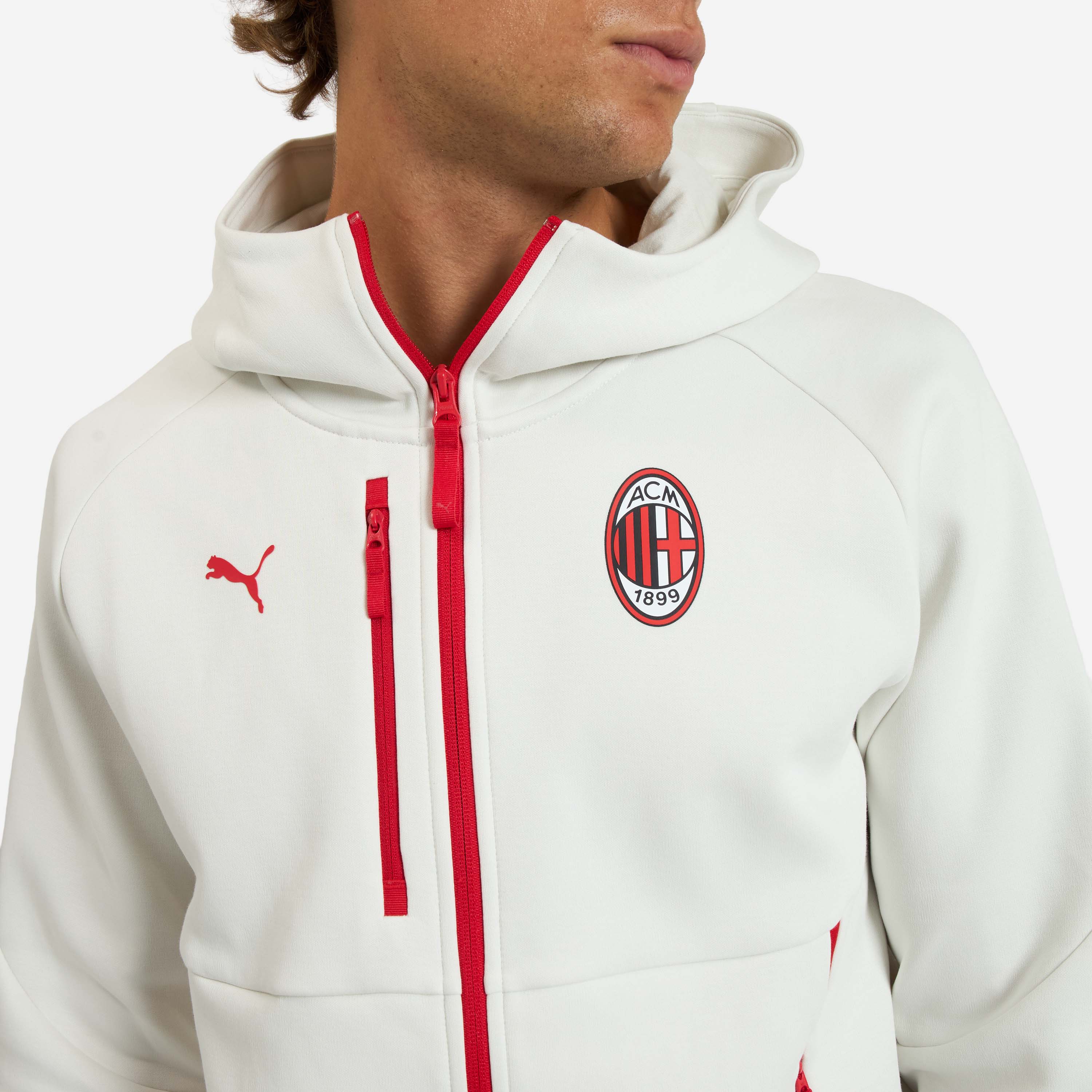 AC Milan Pumatech 2026/27 giacca bianca cappuccio