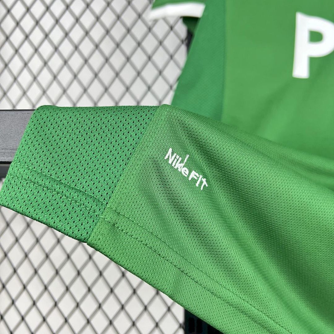 Tifoso Store Wolfsburg 2008/09 Maglia Calcio Verde Retro