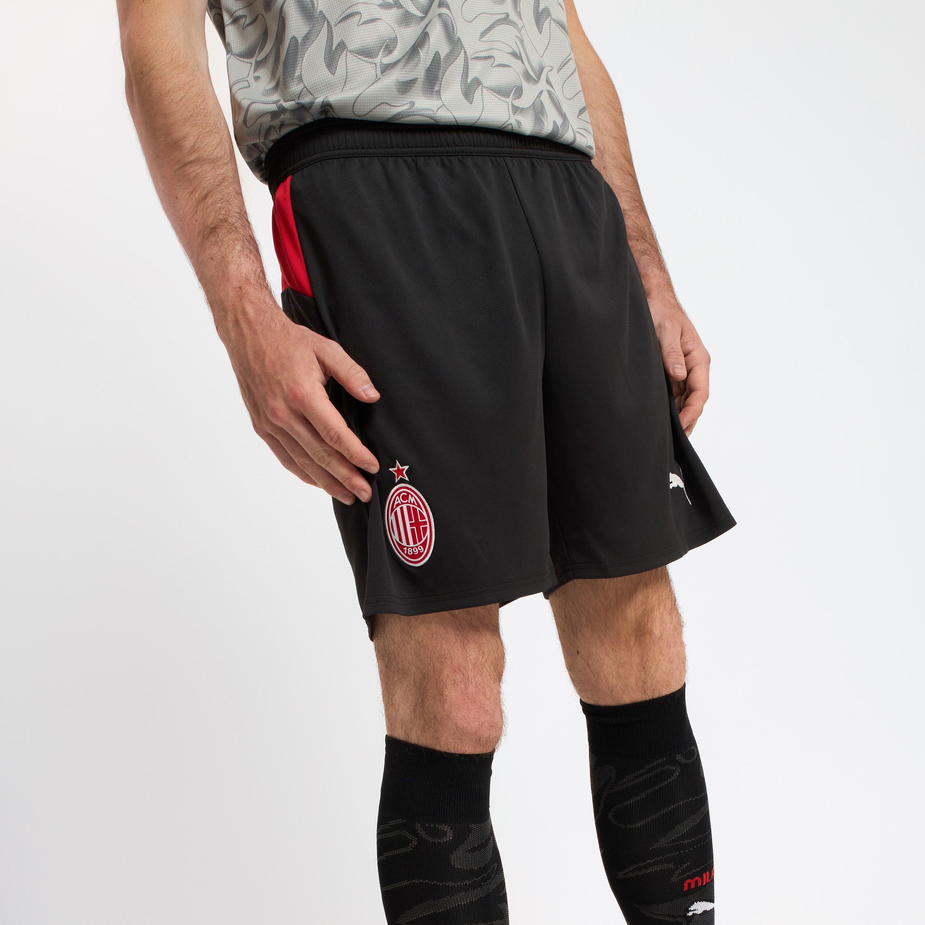 AC Milan Kit Gara Milan Home 2025/26 Pantaloncini Uomo Neri