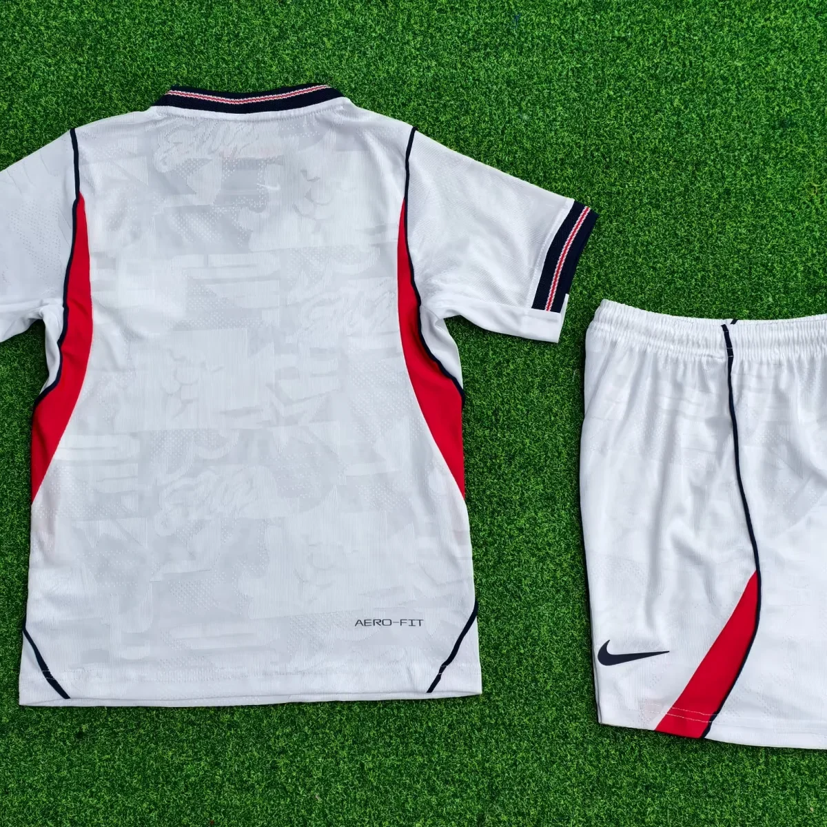 Tifoso Store Bambino Inghilterra Home 2026 completo bambino