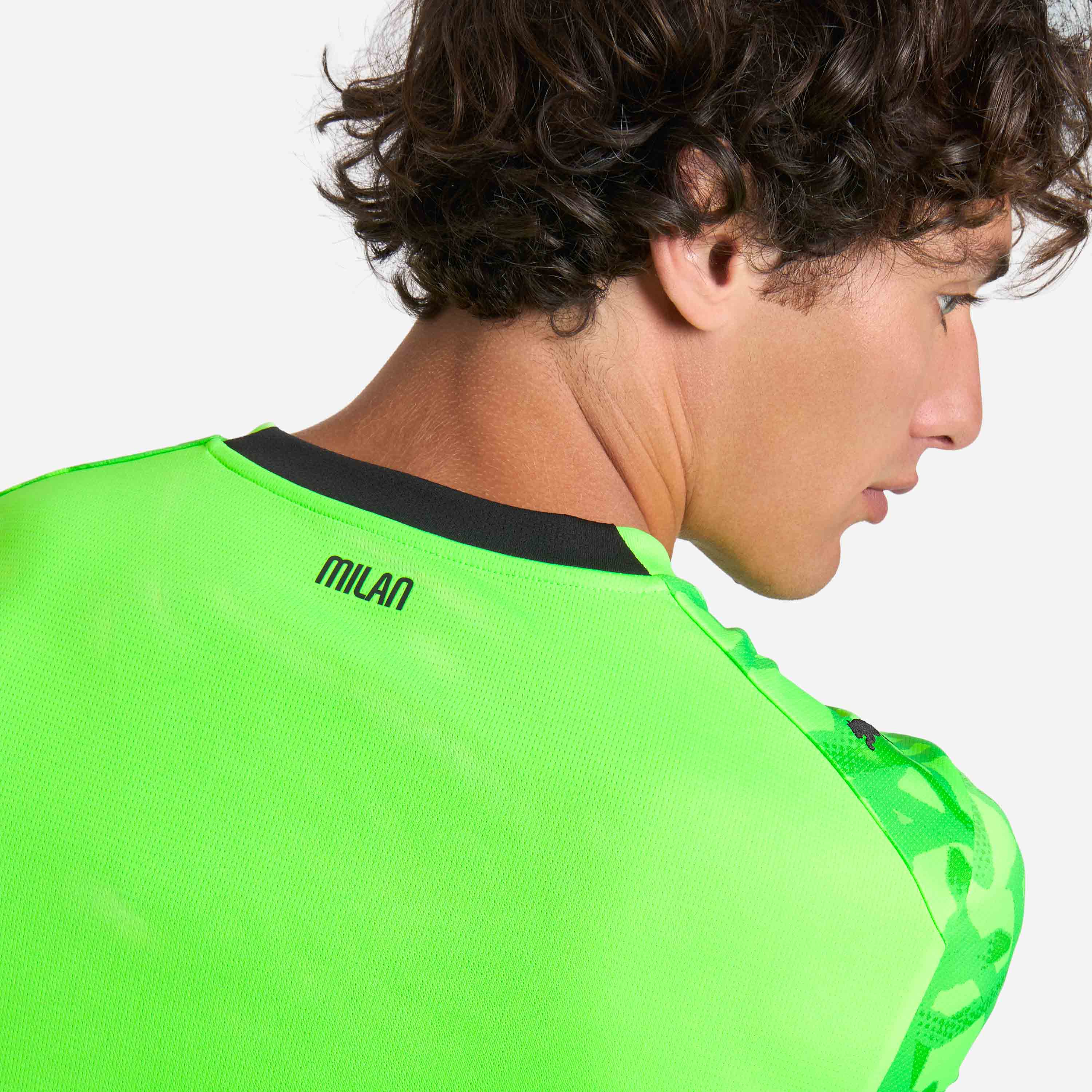 Milan Goalkeeper Third 2026/27 maglia portiere uomo riciclata