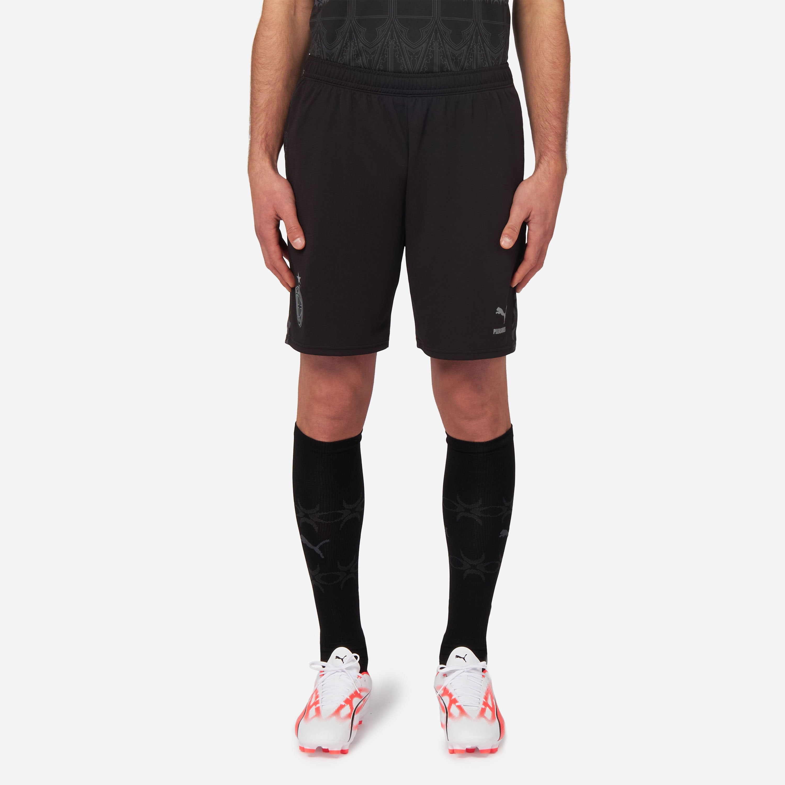 AC Milan Kit Gara x Pleasures 2023/24 shorts dark M