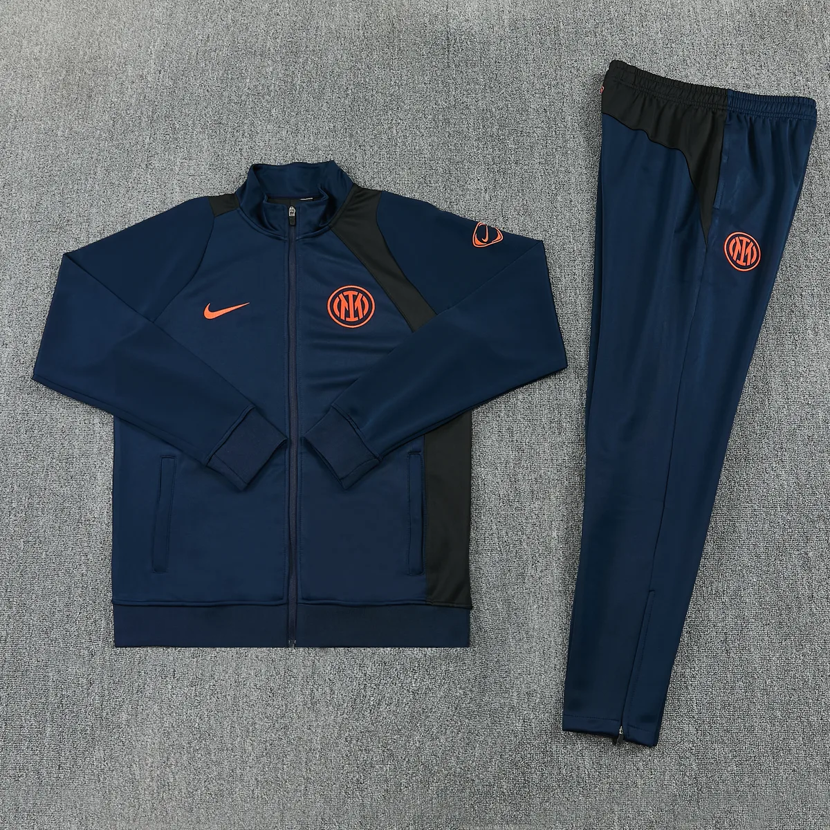 Tifoso Store Tute Sportive Inter 2026/27 tuta blu navy full zip