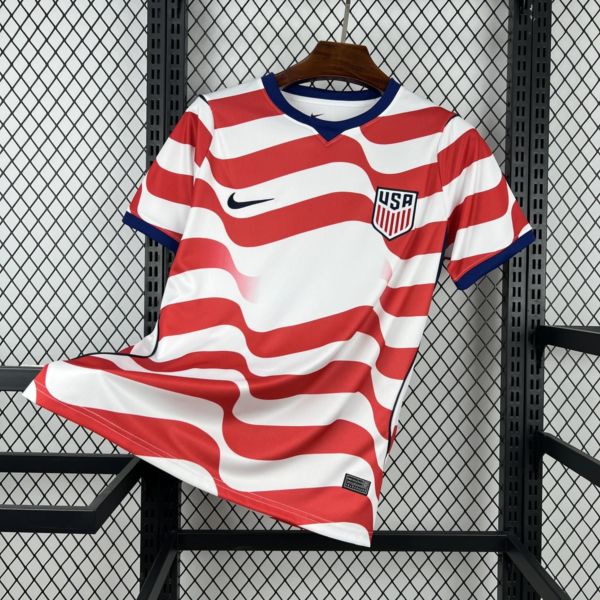 Tifoso Store USA 2026 home maglia bianca onde rosse