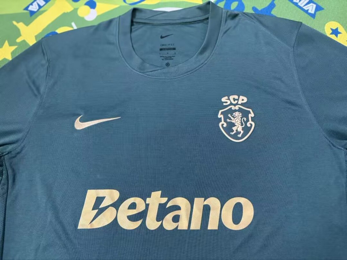 Sporting CP 120 Anni 2026/27 maglia verde petrolio