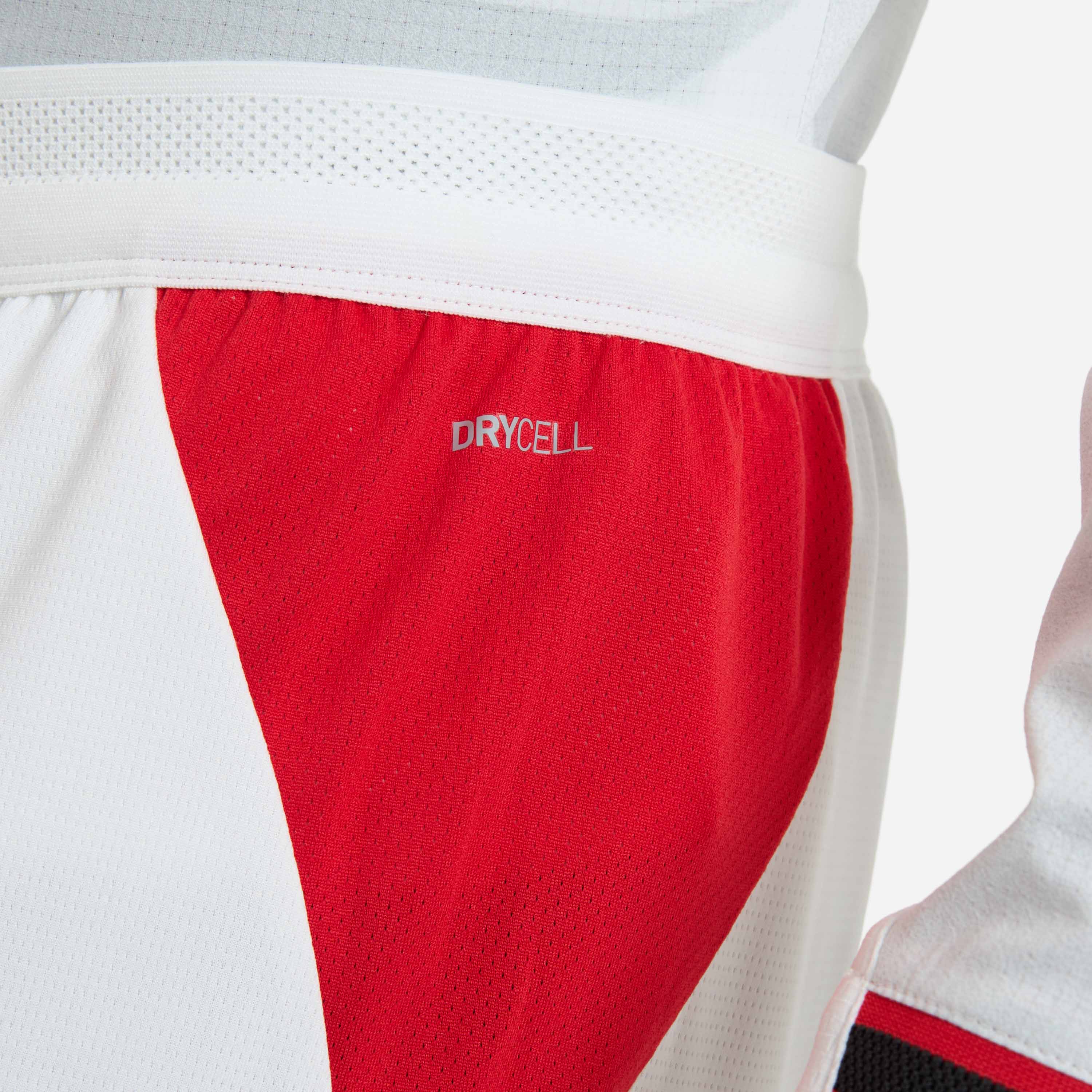 AC Milan Kit Gara 2026/27 pantaloncini away bianchi uomo