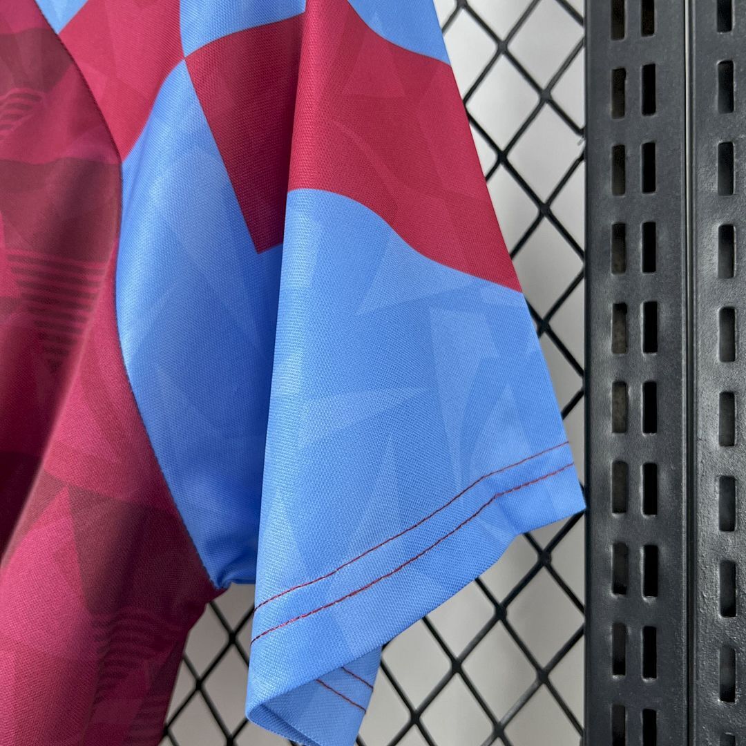 Tifoso Store Maglie da Calcio Aston Villa 1990/91 maglia granata retrò