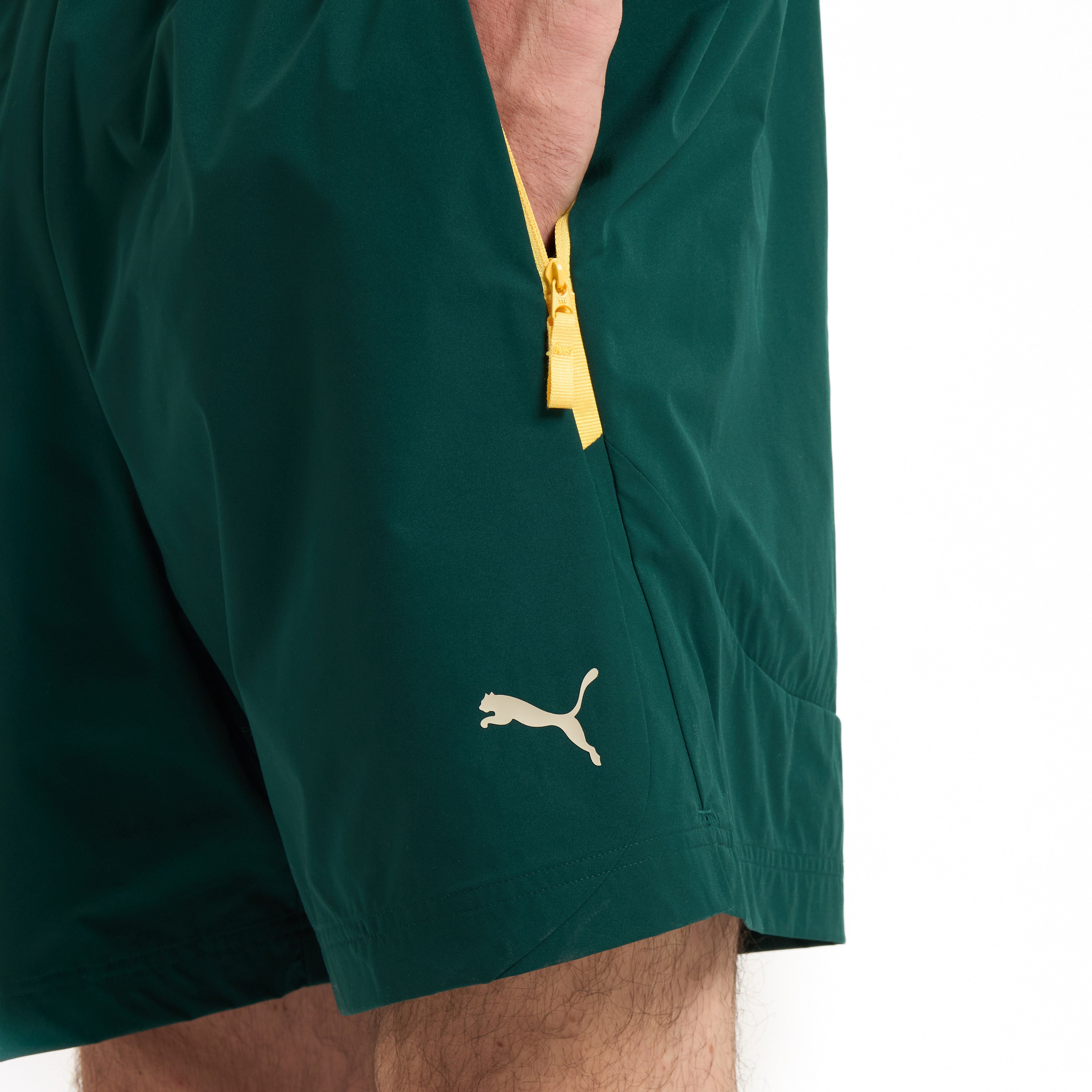 AC Milan Pumatech shorts uomo verdi tasche 2025/26
