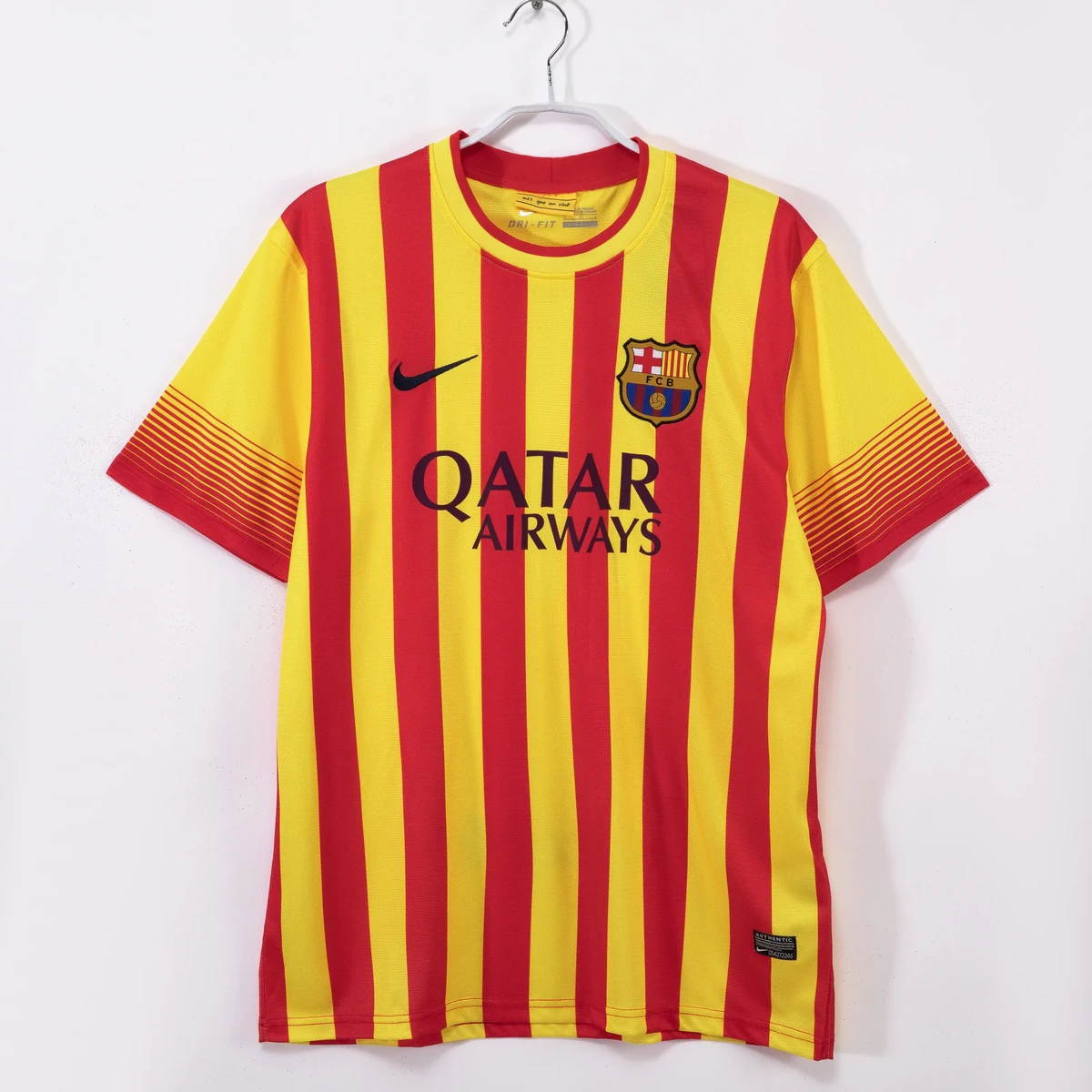 Barcellona 2013/14 seconda maglia retro senyera righe giallorosse