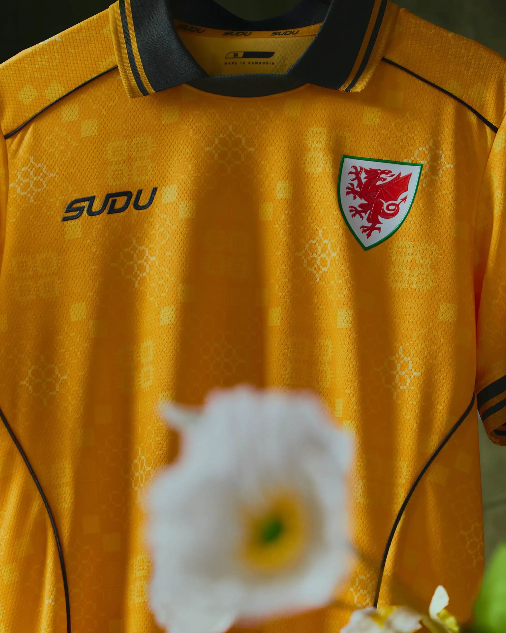 Wales Away Kit SUDU 2026-27 Pro maglia gialla donna