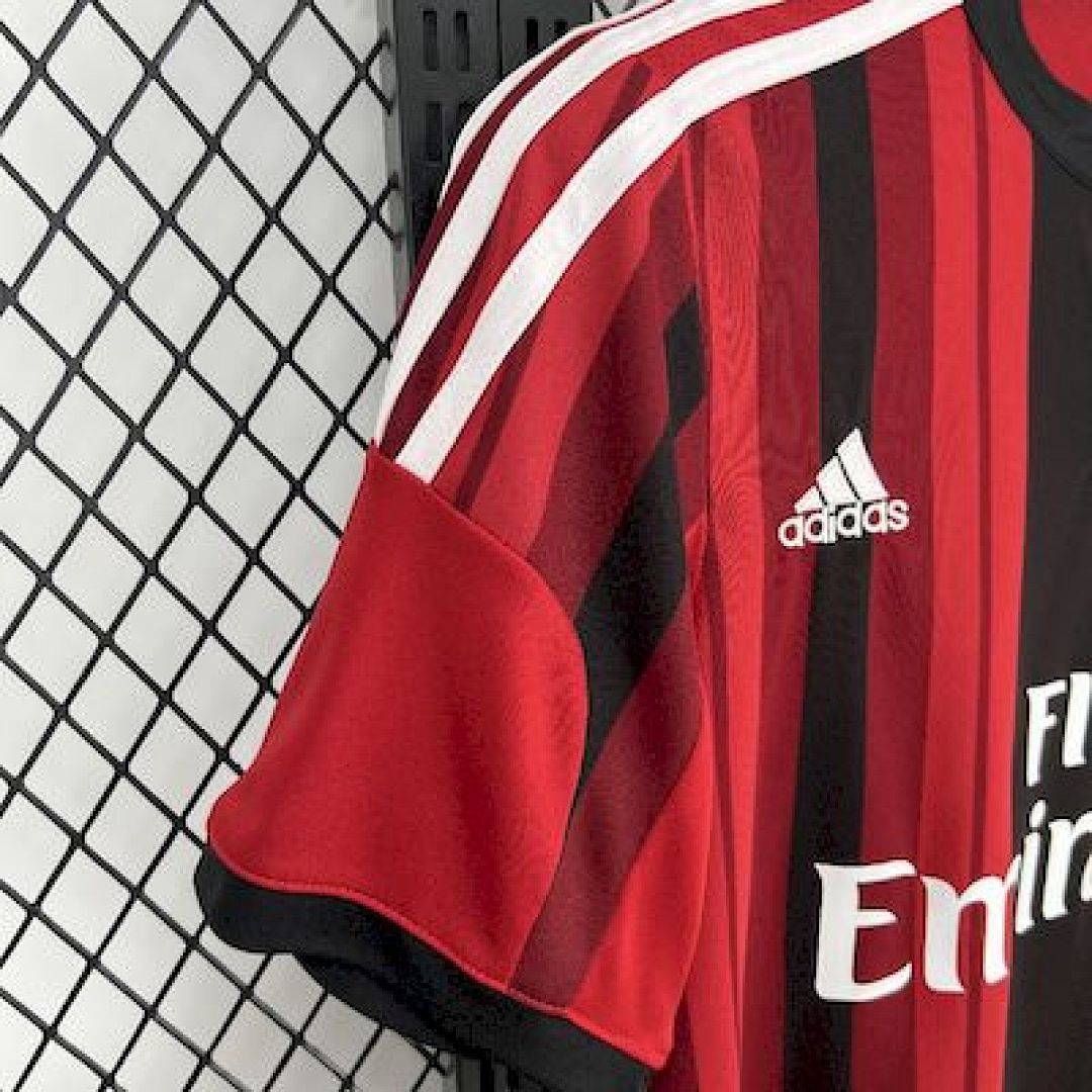 Tifoso Store Milan 2014/15 maglia rossonera
