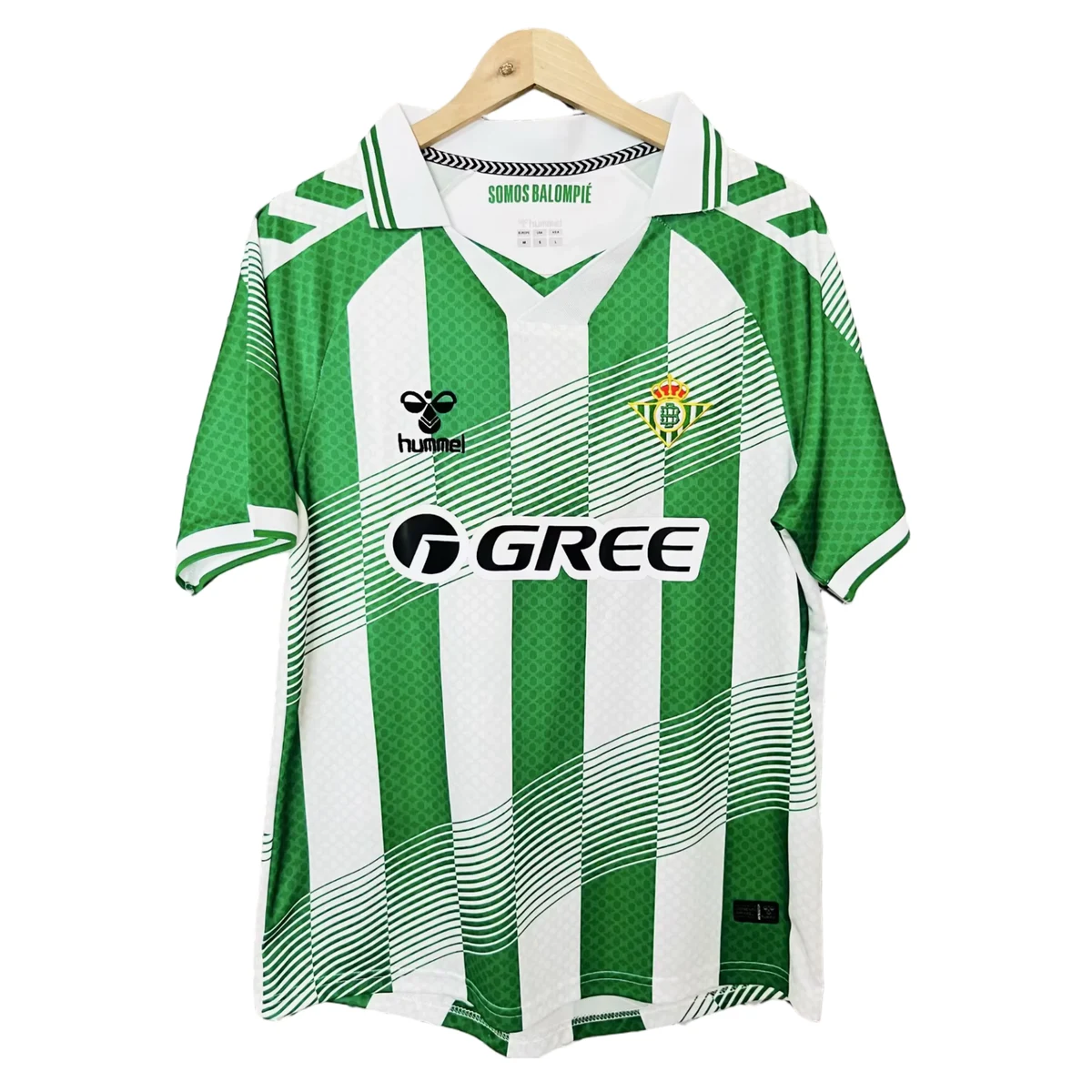 Real Betis Home 2026/27 maglia calcio a strisce bianco verdi