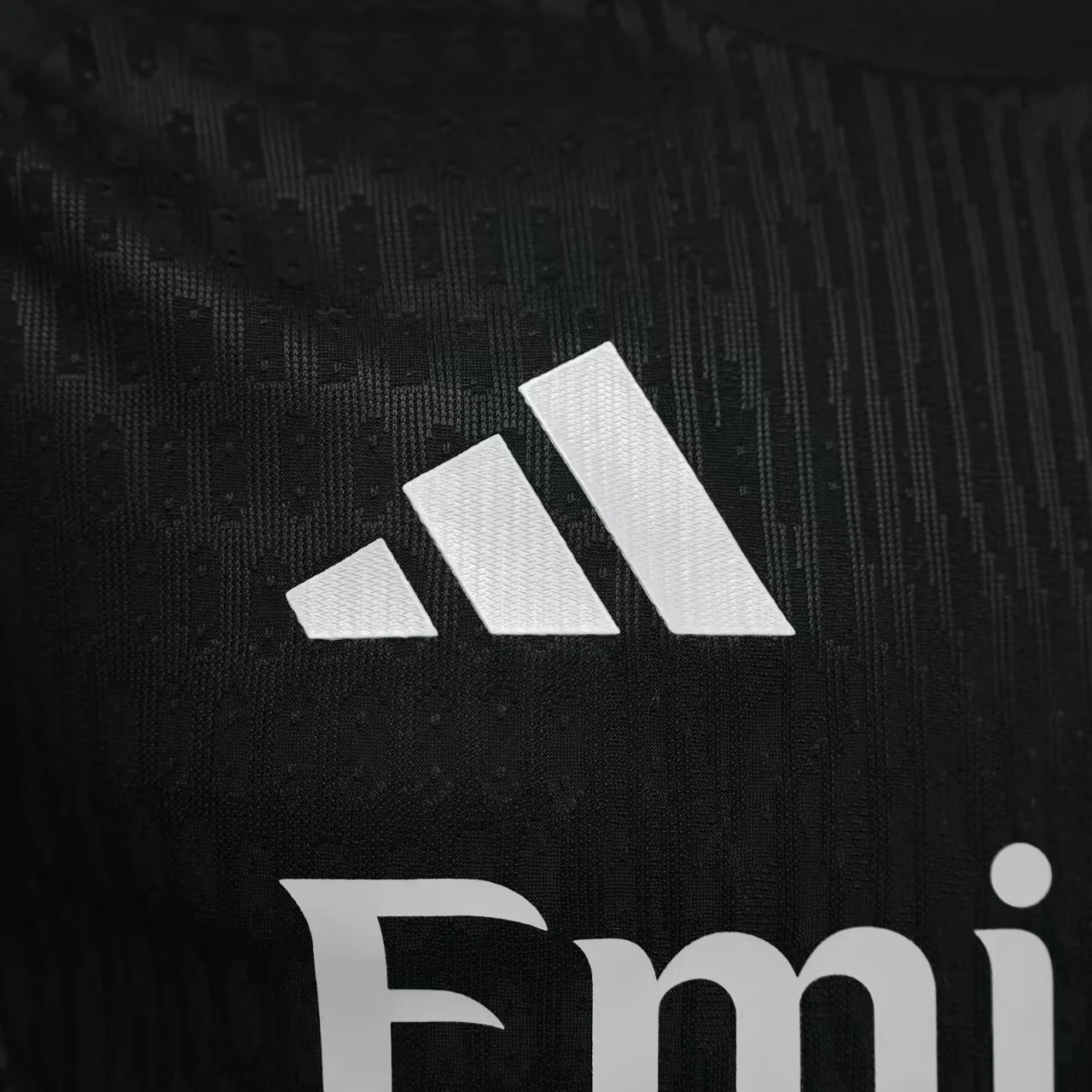 Real Madrid 2026/27 maglia portiere nera giocatore