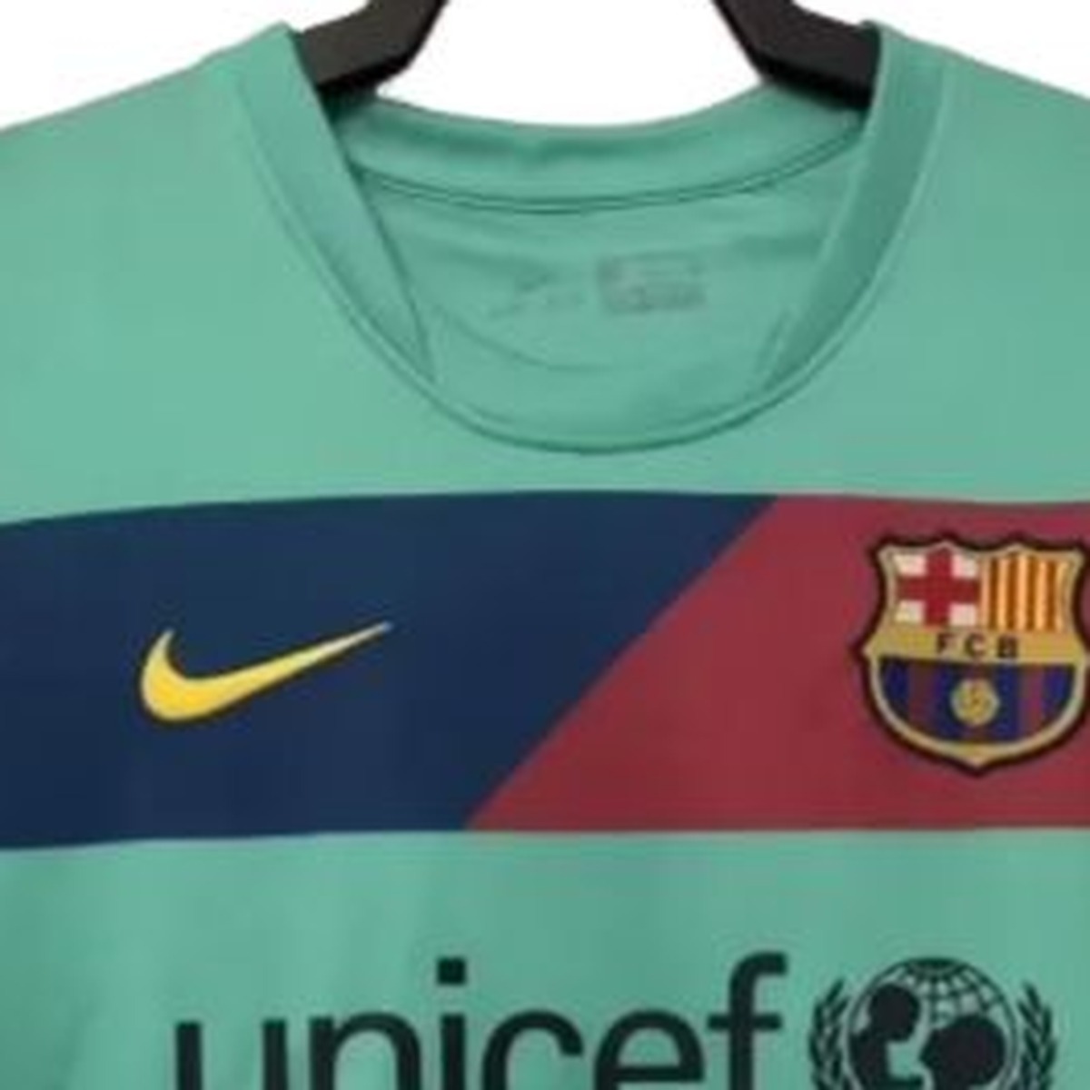 Tifoso Store Maglie da Calcio Seconda Maglia Barcellona 2010/11 retro