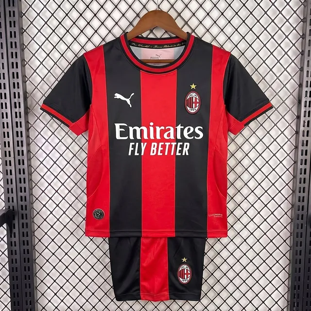 Milan 2026/27 Completo Bambino Home Rossonero