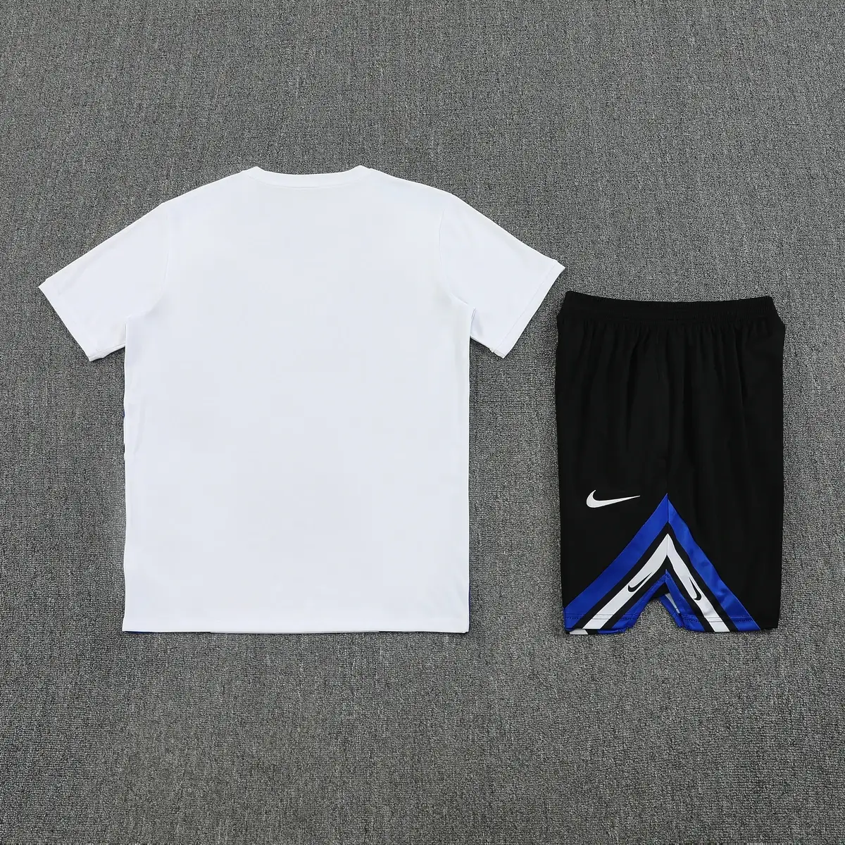 Inter Set Allenamento 2026/27 completo calcio bianco maglia+pantaloncini