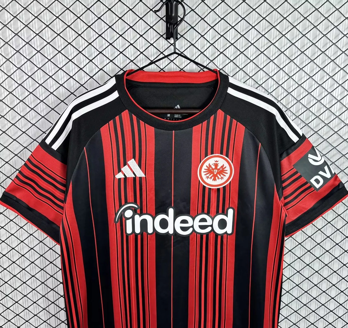 Tifoso Store Maglie da Calcio Eintracht 2026/27 maglia home S-XXL