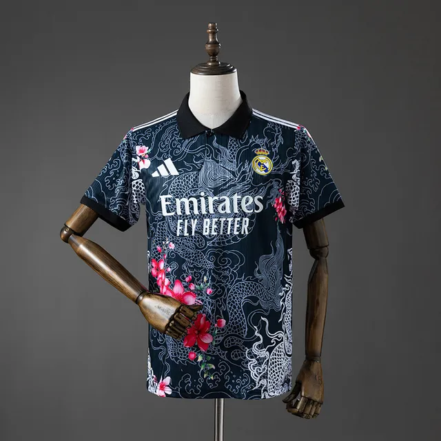 Tifoso Store Maglie da Calcio Real Madrid 2025/26 maglia nera