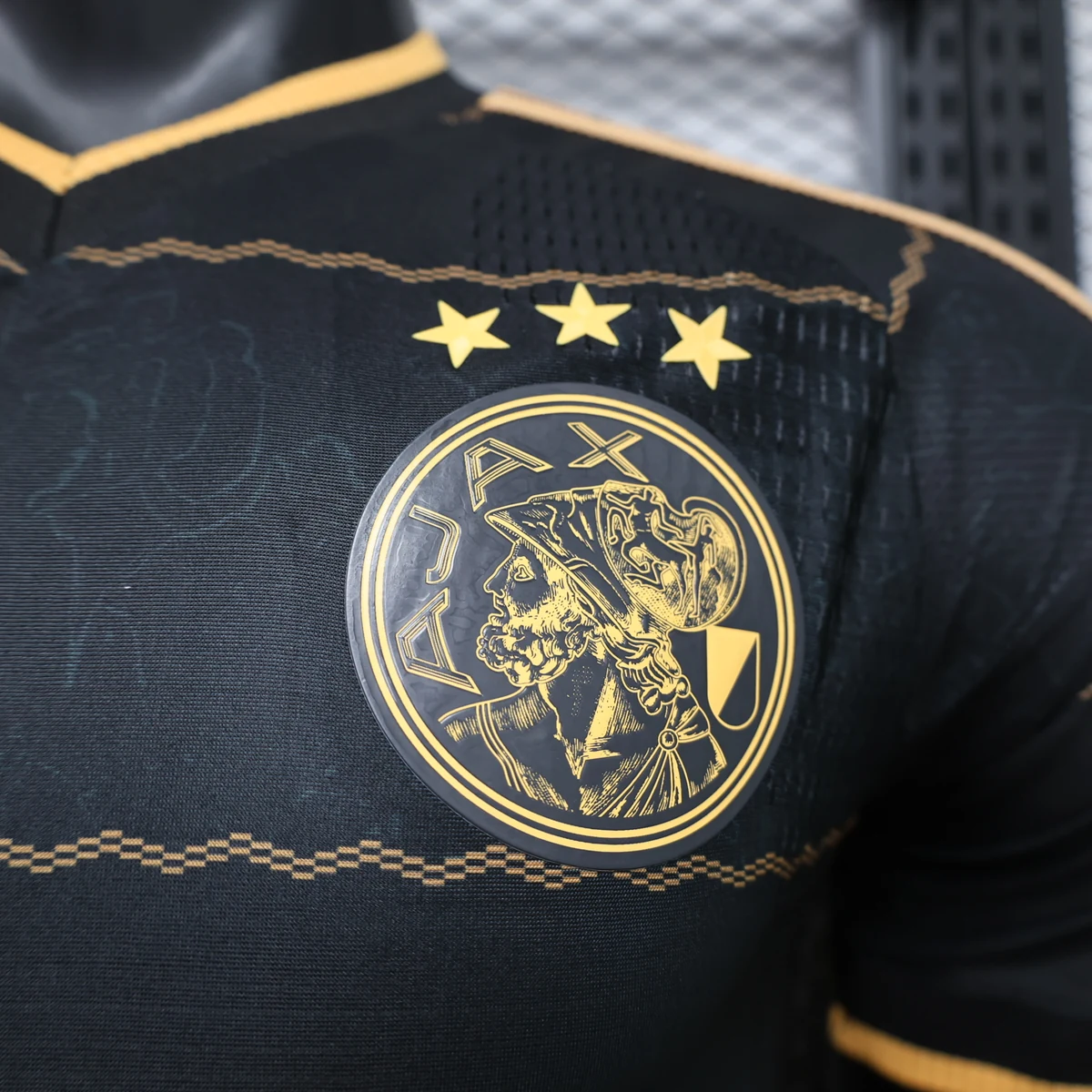 Tifoso Store Player Version Seconda Ajax 2026/27 maglia nera oro