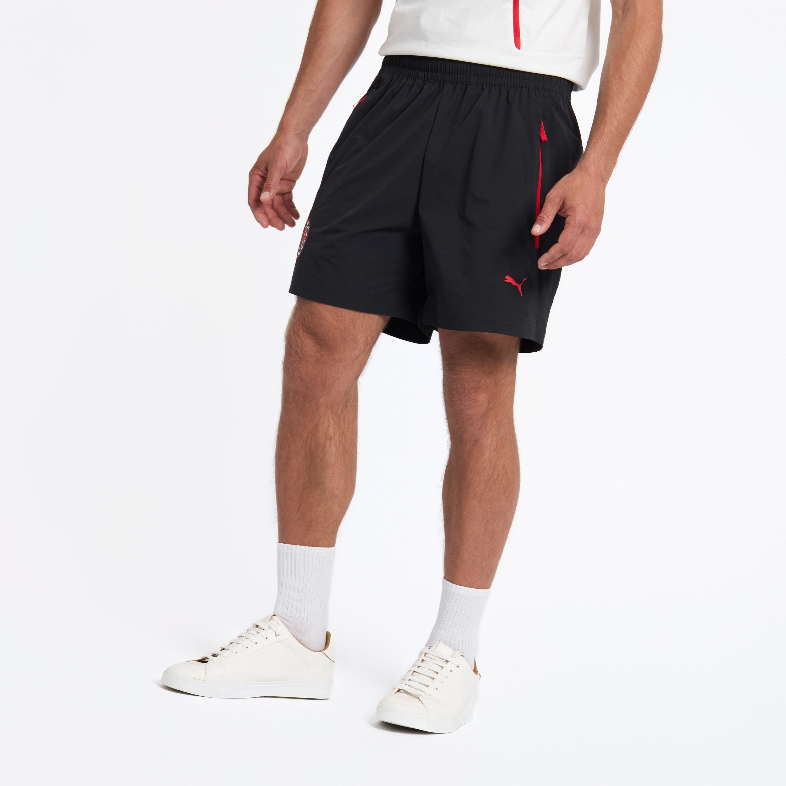 AC Milan Pumatech shorts uomo neri tasche 2026/27
