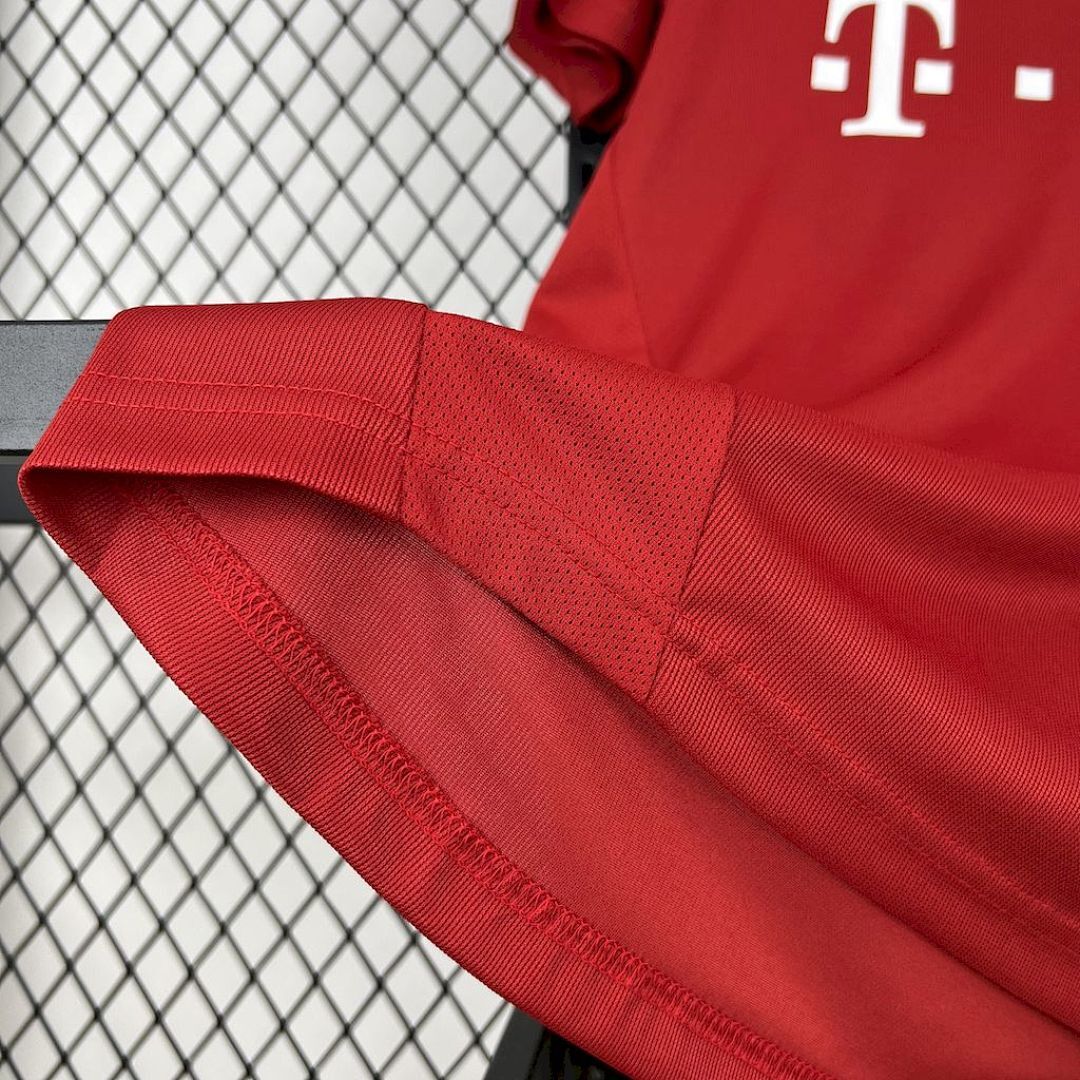 Bayern Monaco 2005/06 maglia rossa retro tifoso