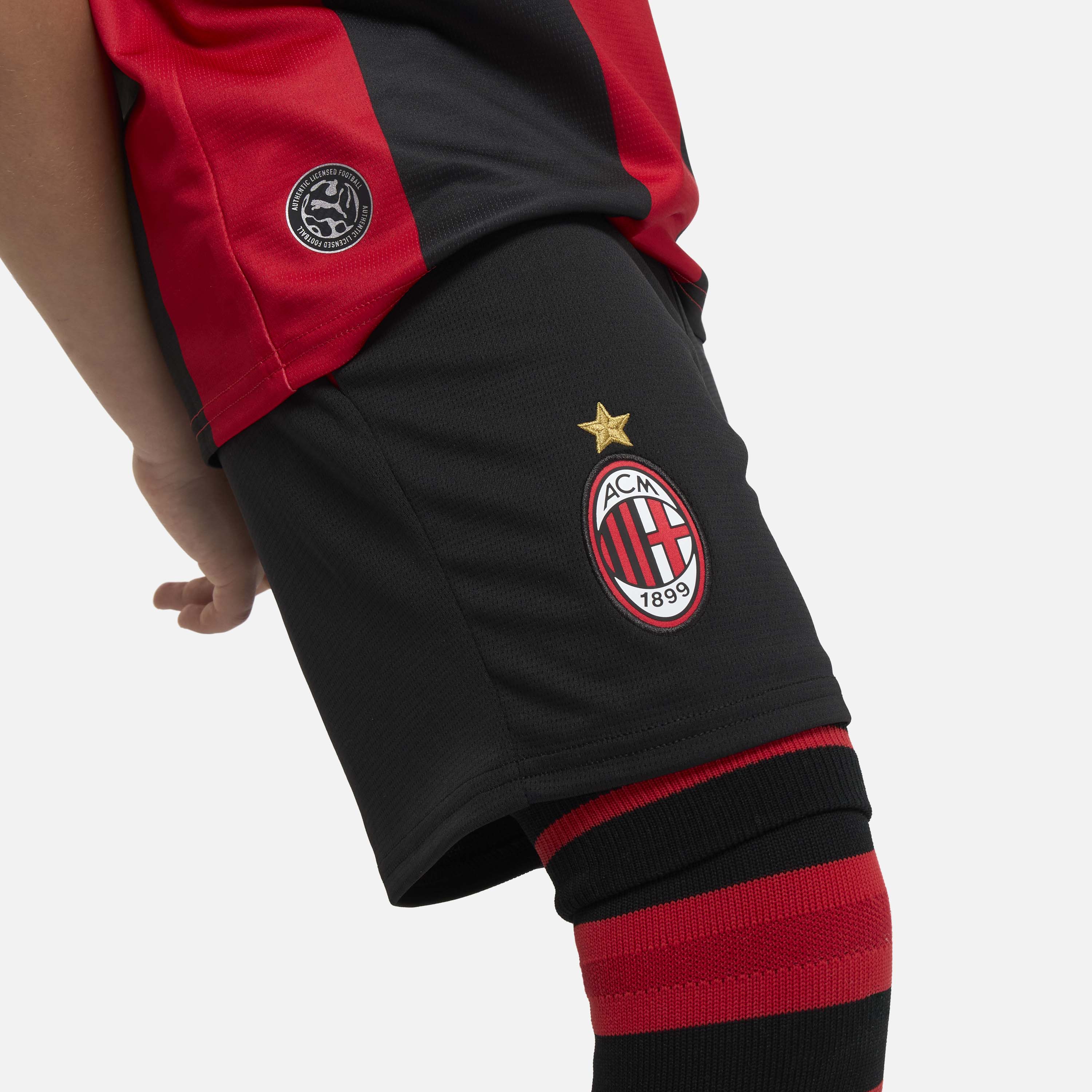 AC Milan Kit Gara Home 2026/27 pantaloncini neri bambino traspiranti