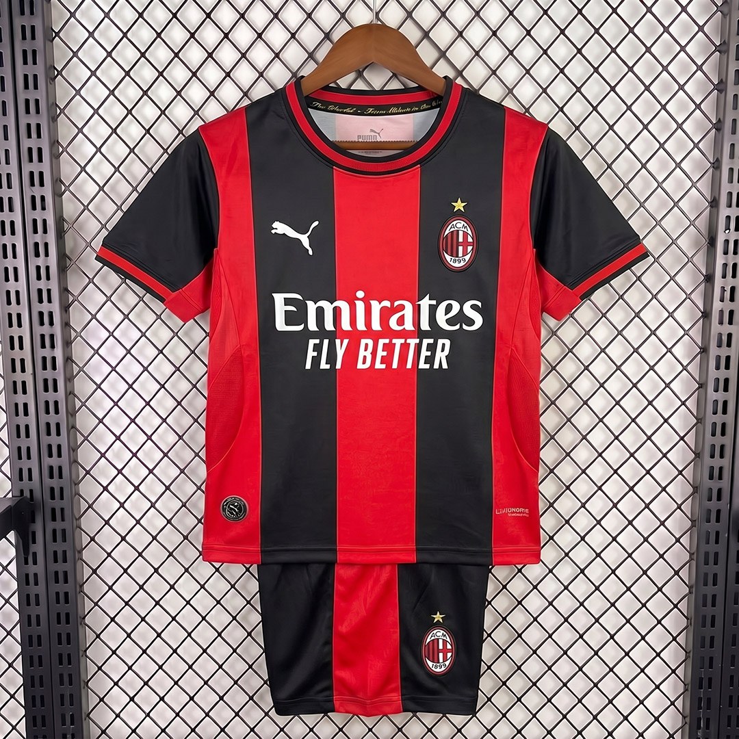 Milan 2026/27 Completo Bambino Home Rossonero